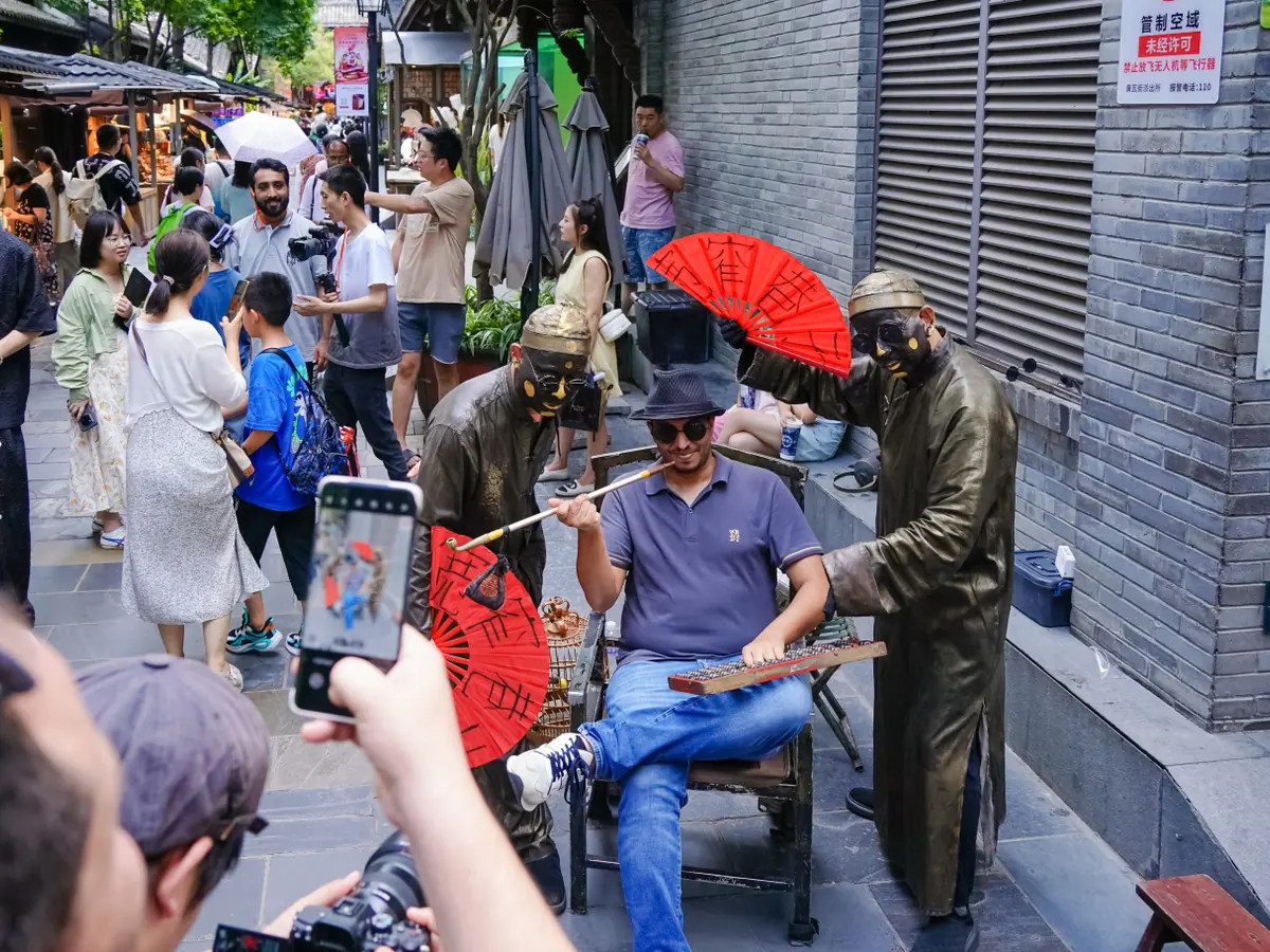 Journey photograph: Chengdu & Chongqing: Pandas, Cyber City & Sichuan Flavours (3)