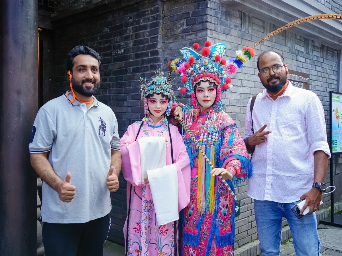 Chengdu & Chongqing: Pandas, Cyber City & Sichuan Flavours — Stage 2