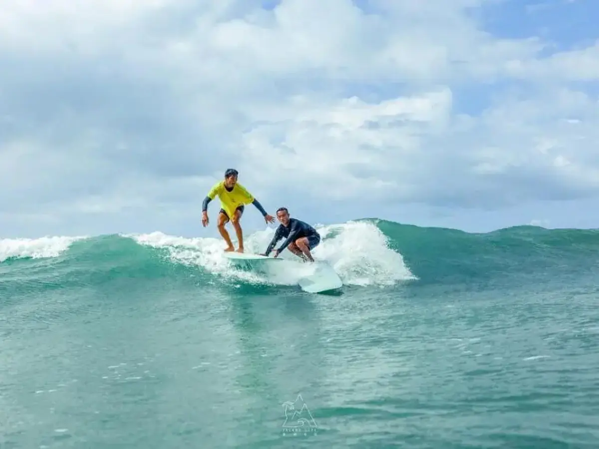 Hainan Island: Tropical Seas and Local Cultures — Stage 4